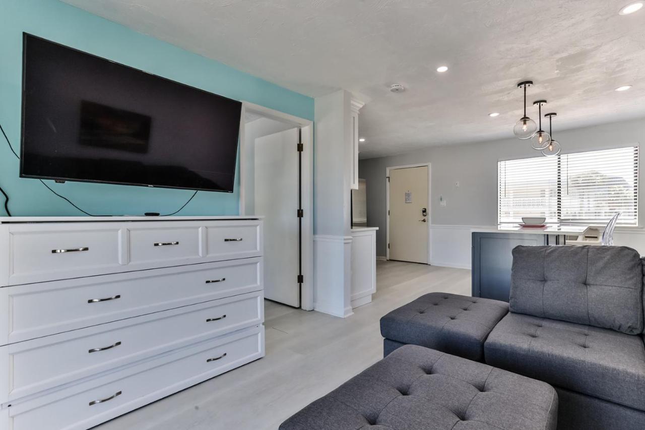 Coastal Waters Hotel New Smyrna Beach Exterior foto
