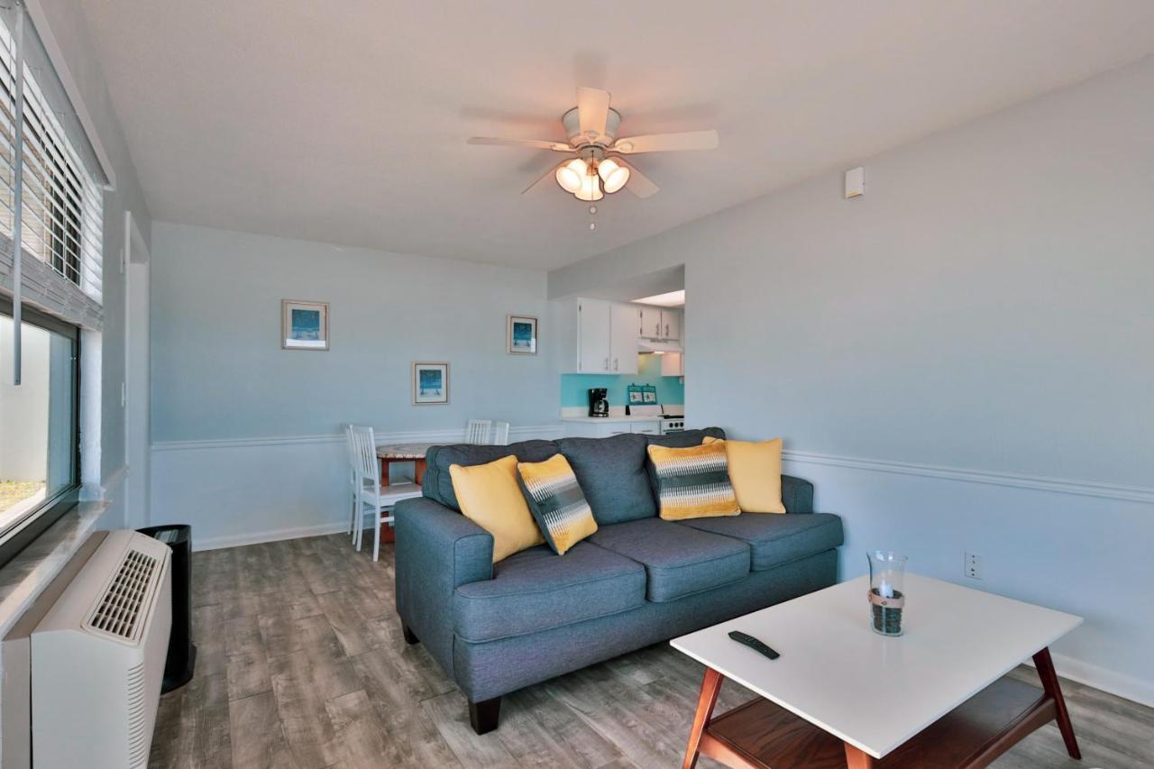 Coastal Waters Hotel New Smyrna Beach Exterior foto