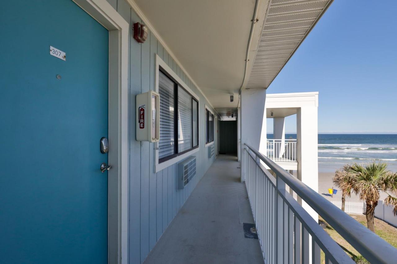 Coastal Waters Hotel New Smyrna Beach Exterior foto
