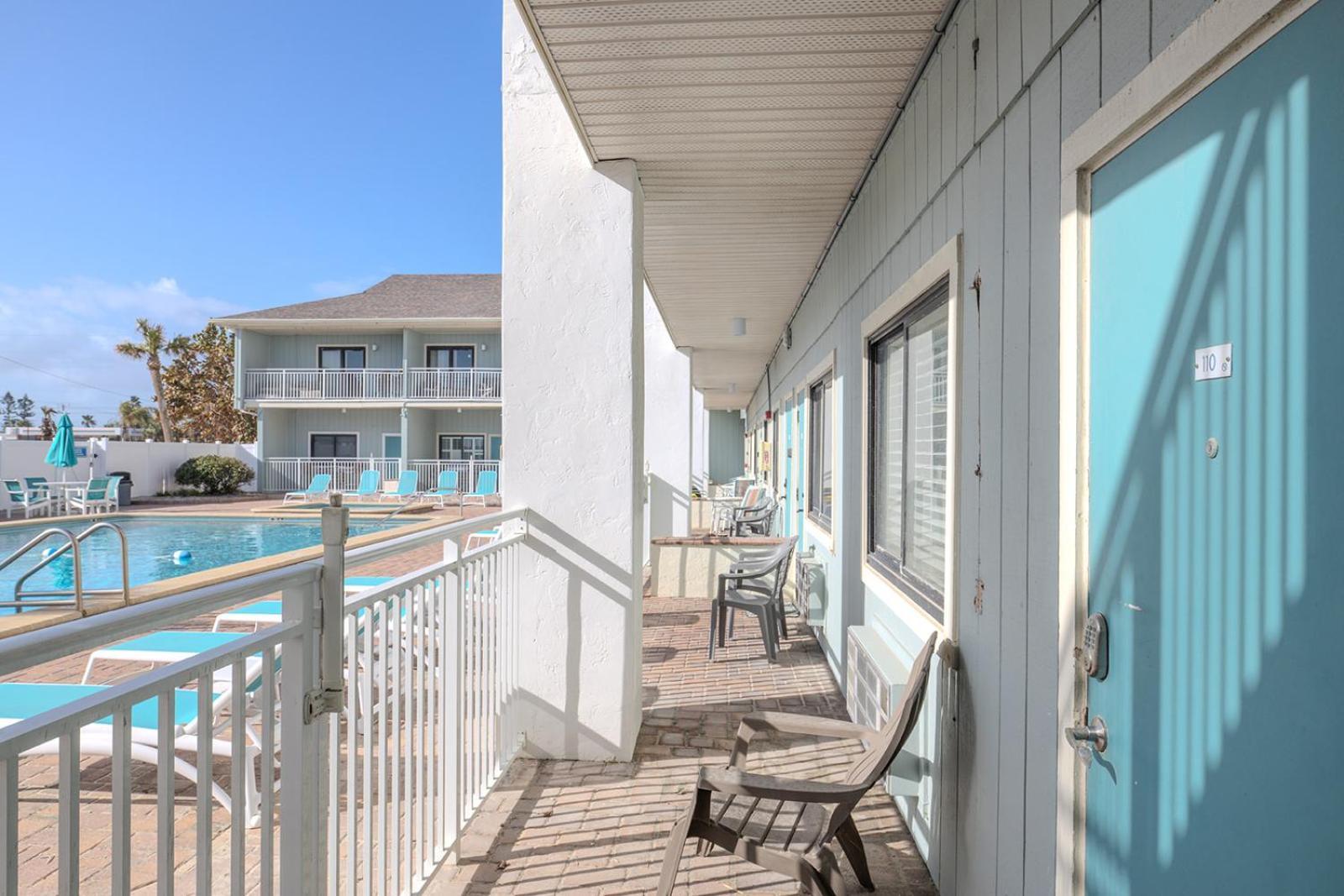 Coastal Waters Hotel New Smyrna Beach Exterior foto